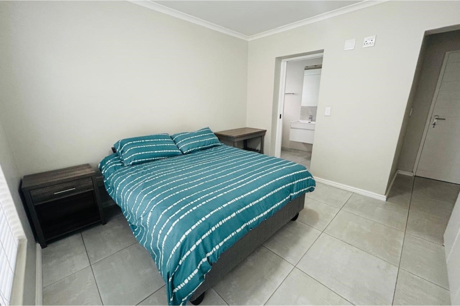 2 Bedroom Property for Sale in Aan de Wijnlanden Western Cape